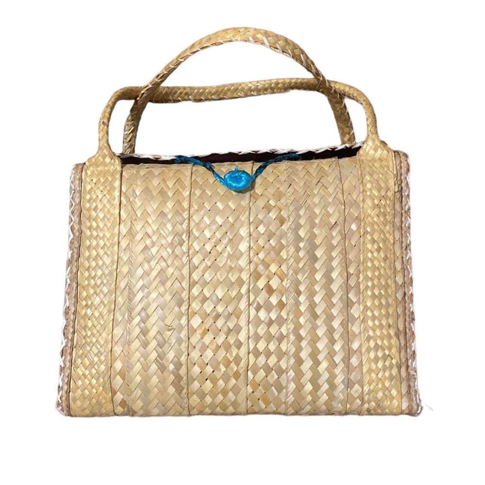 Handmade basket weave beach tote - Picture 6 of 6